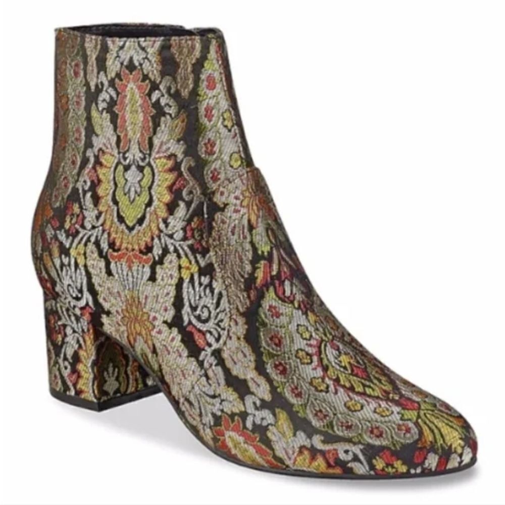 NWOB Unisa Cayzea Paisley Boot